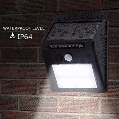 Lampa cu LED incarcare solara si senzor de miscare 30 x LED4